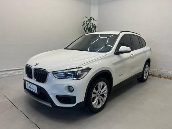 BMW X1 2.0 16V TURBO ACTIVEFLEX SDRIVE20I X-LINE 4P AUTOMÁTICO BMW X1 2.0 16V TURBO ACTIVEFLEX SDRIVE20I X-LINE 4P AUTOMÁTICO